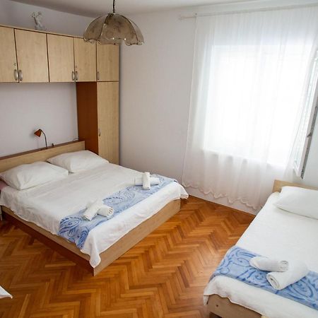 Apartment Katarina Novalja Bagian luar foto